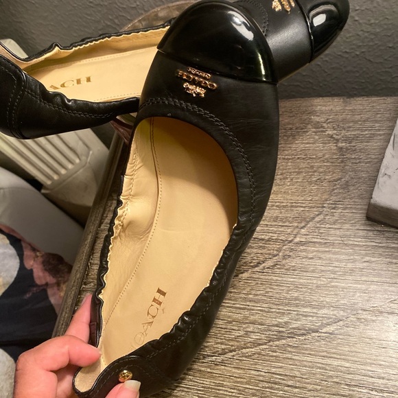 COACH Bonnie black flats - size 7 - Picture 4 of 11